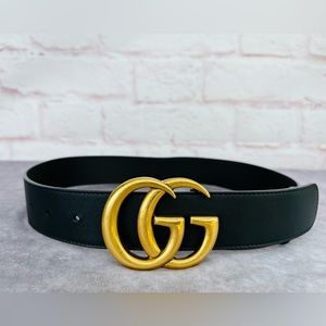 Gucci Black Leather Belt with Gold Double G Buckle